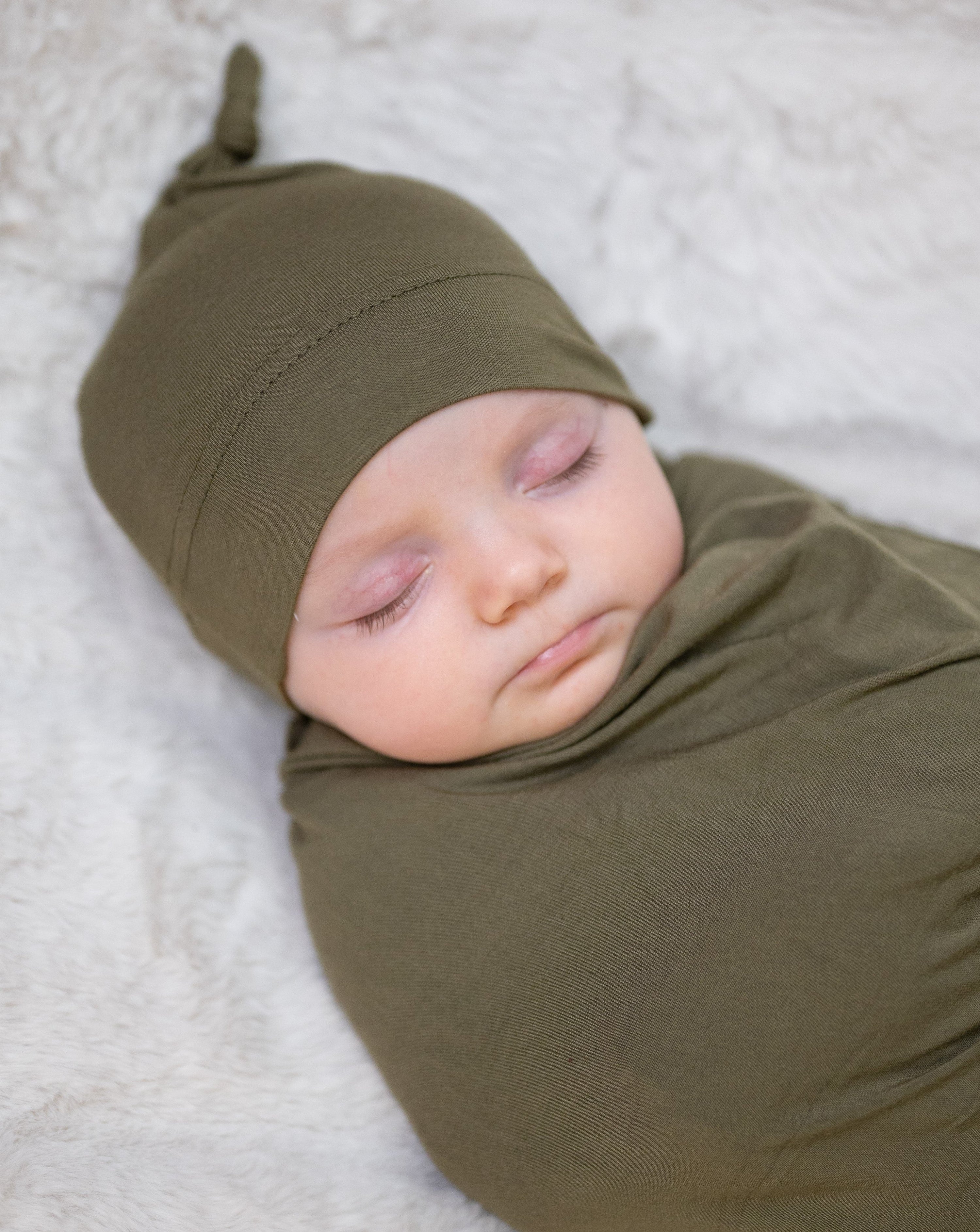 Set of 3 Swaddles + Hats