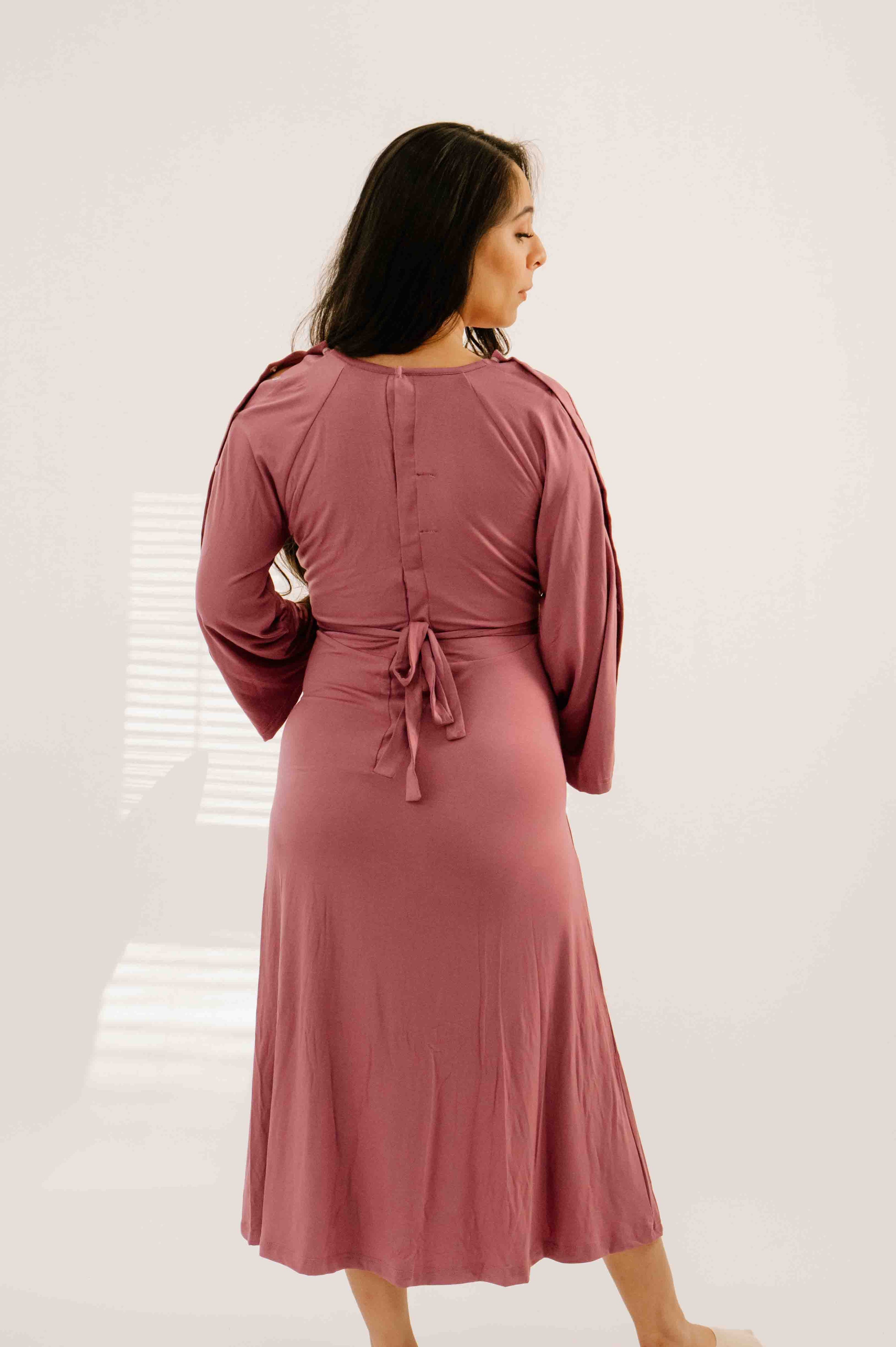Amelia Labor & Postpartum Gown in Dusty Rose